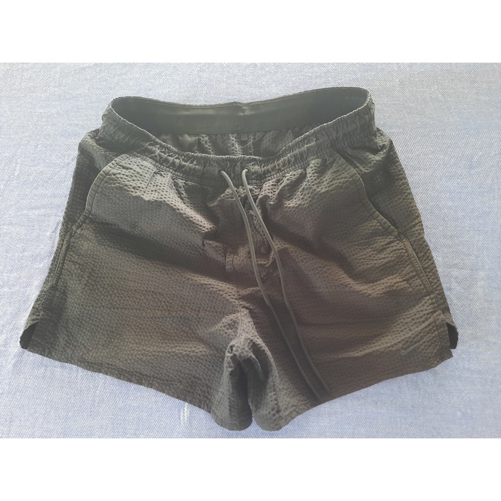 Nike Dri-FIT Men Large Black Textured Seersucker Training Shorts HJ4091-010